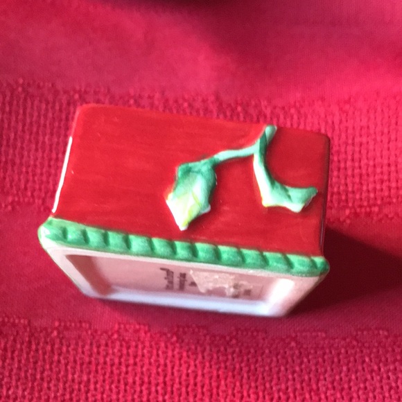 "Remembering Santa" Lidded Box (1.75") - Picture 11 of 14